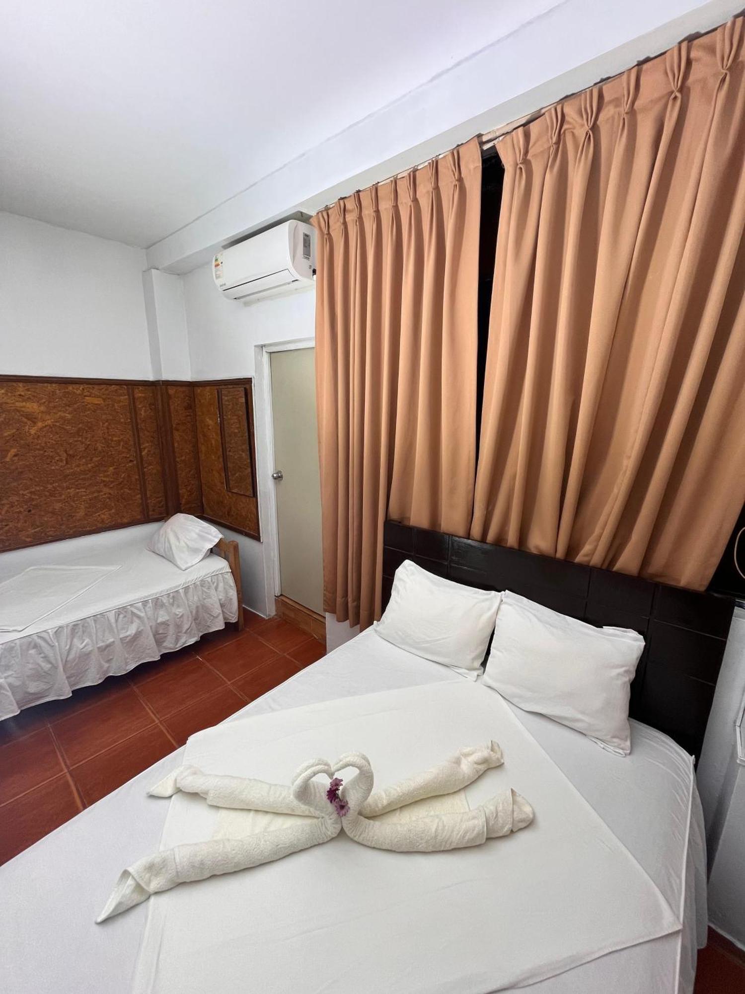 Hospedaje El Emperador Ξενοδοχείο Pucallpa Εξωτερικό φωτογραφία