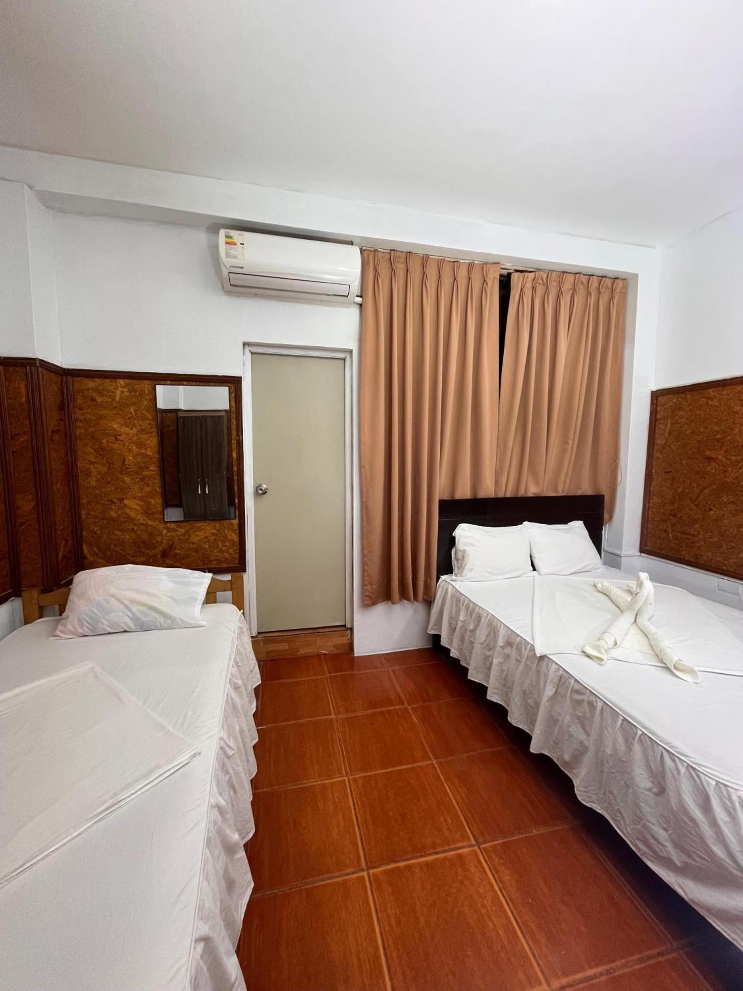 Hospedaje El Emperador Ξενοδοχείο Pucallpa Εξωτερικό φωτογραφία