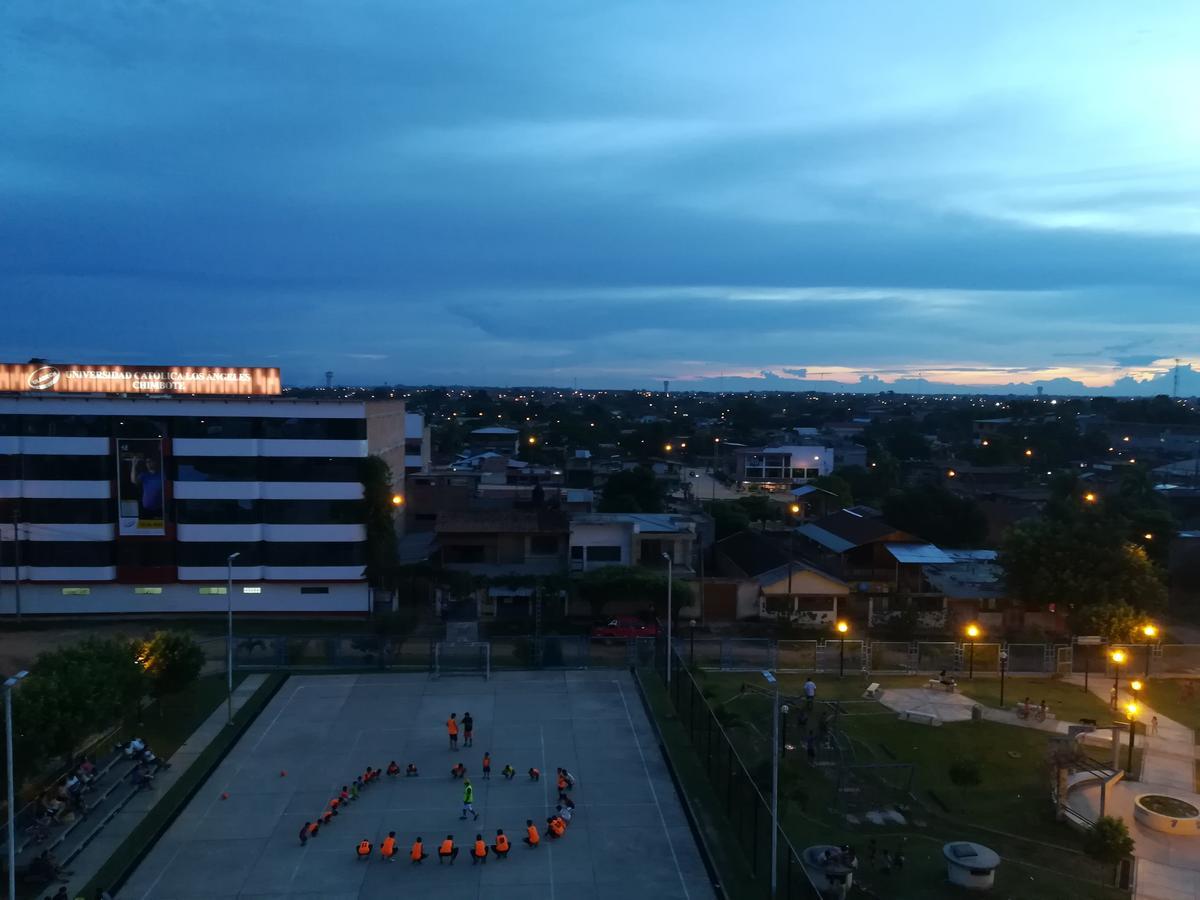 Hospedaje El Emperador Ξενοδοχείο Pucallpa Εξωτερικό φωτογραφία